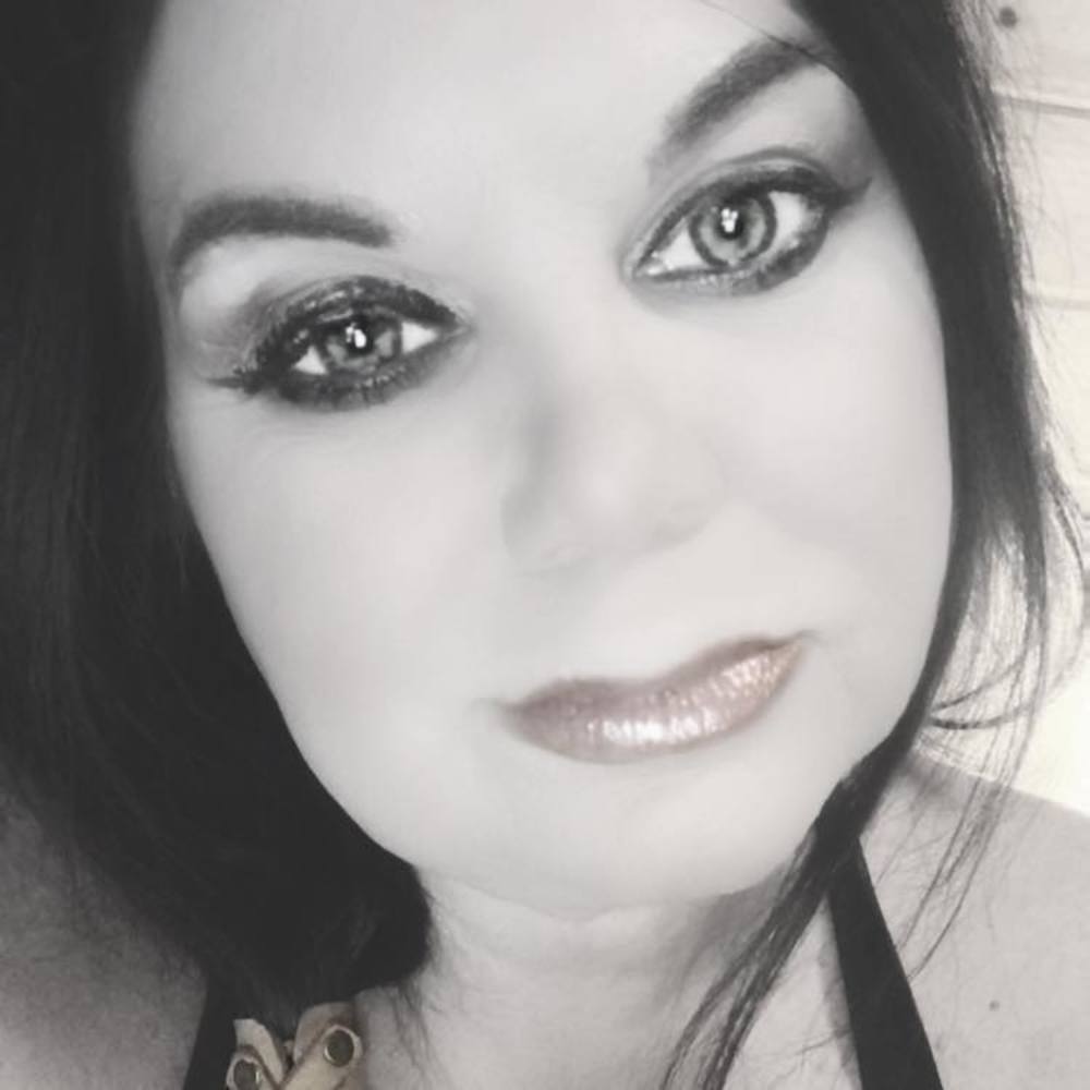 Meet your Posher, Pamela